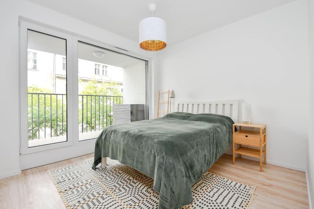 New Modern Apartment In City Center Bratislava Eksteriør billede